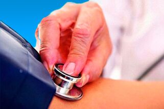 Hipertentsioa diagnostikatzeko odol presioa neurtzea